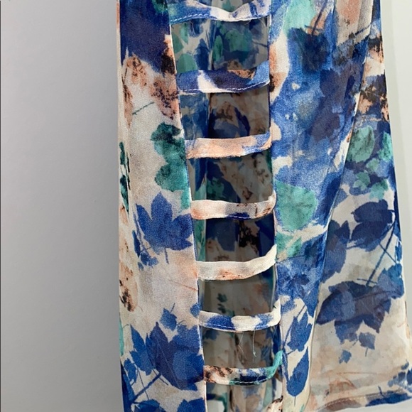 LF Millau Sheer Leaf Print Tank with Side Detail - Picture 3 of 5